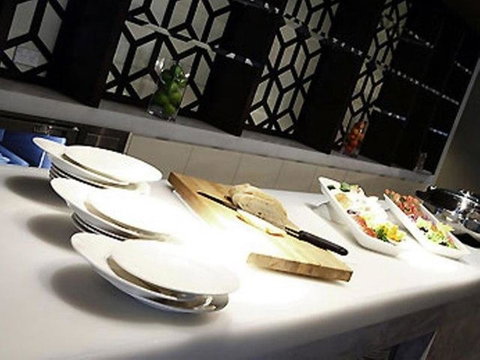 Novotel Canberra - Lismore Accommodation 30