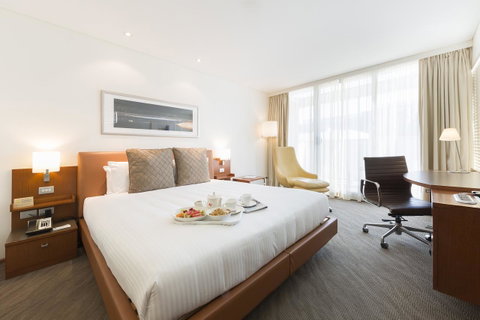 Novotel Canberra - Lismore Accommodation 7