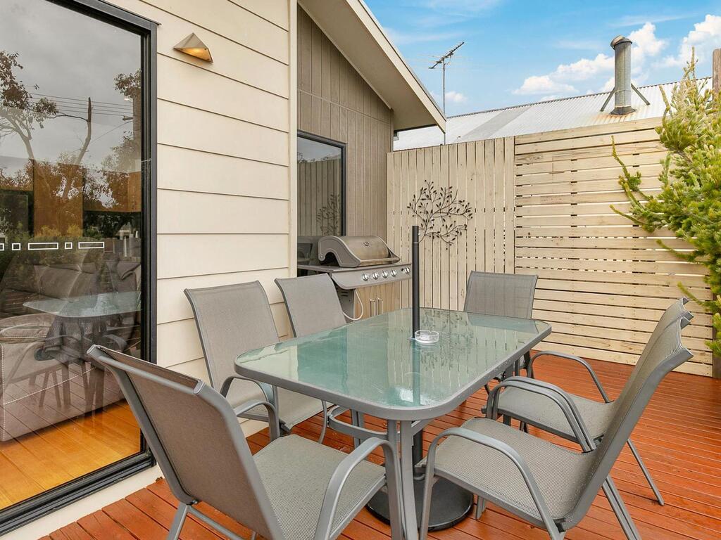 Sunset Strip VIC Lismore Accommodation