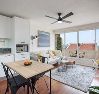 Boutique Apartment with Fantastic Harbour Views - Lismore Accommodation