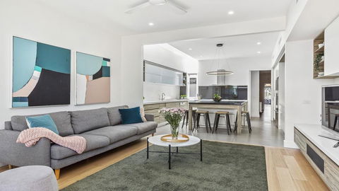 Boutique Stays - Victorian Vogue, Richmond House - Lismore Accommodation 0