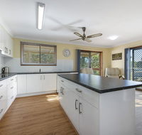 Buckland St 29 Mollymook - Lismore Accommodation