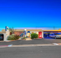 Bundaberg Coral Villa Motor Inn - Lismore Accommodation