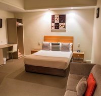 Burkes Hotel Motel - Lismore Accommodation