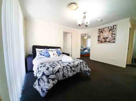 Burrum Paradsie Luxury Home - Lismore Accommodation 1