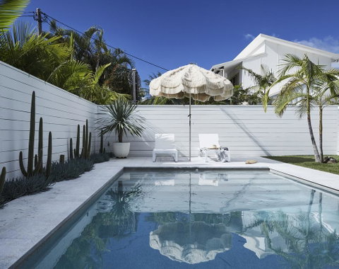 Byron Beach Abodes - Lismore Accommodation 0