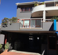 Byron Beach House - Lismore Accommodation