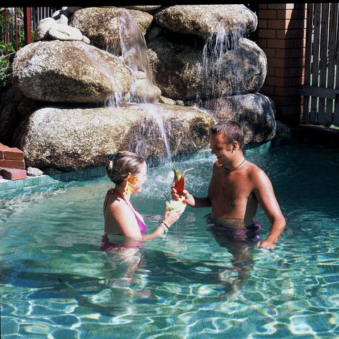 Cairns Holiday Lodge - Lismore Accommodation 3