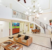 Cairns Queens Court - Lismore Accommodation