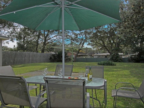 Callala Beach Cottage - Charm And Character - Lismore Accommodation 3