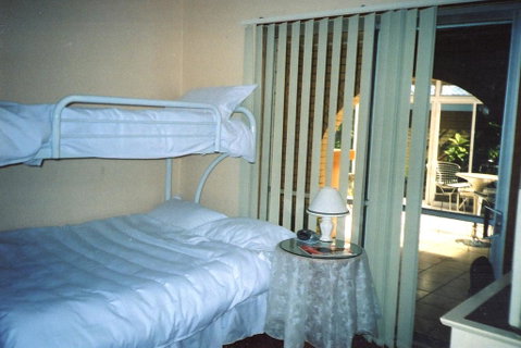 Caprilodge - Lismore Accommodation 3