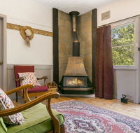 Carinya Cottage - Lismore Accommodation