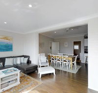 Casa Sorella - beachfront family home - Lismore Accommodation
