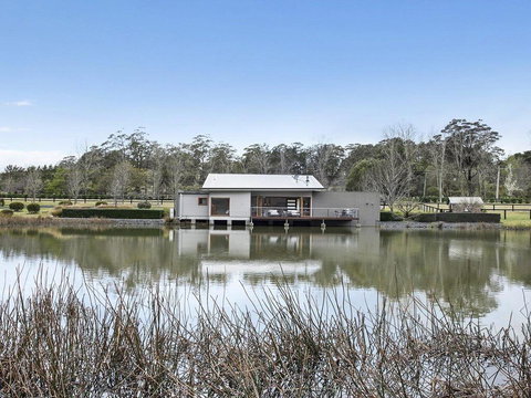 Casa Sul Lago - Quite Simply A Very Special Place - Lismore Accommodation 0