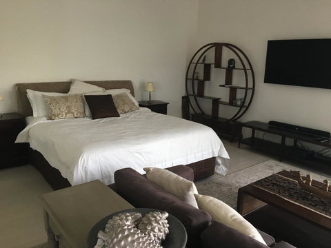 Casablanca, Peaceful Couples Retreat, Avalon Beach - Lismore Accommodation 2