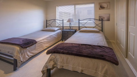 Championship Golf Course On Your Back Door - Lismore Accommodation 2