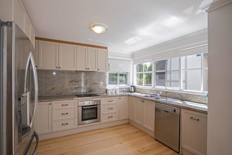 Chapel Island Retreat - Lismore Accommodation 3