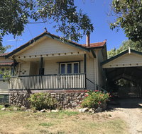 Cherry Blossom Cottage - Beechworth-Getaways - Lismore Accommodation