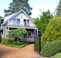Cherry Cottage - Leura - Lismore Accommodation