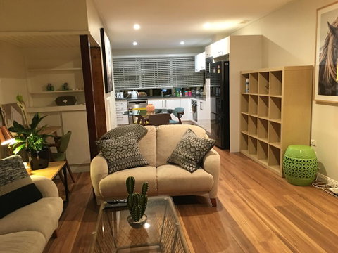 Chevron Luxury Pad - Lismore Accommodation 0