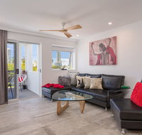 Chevron Sails - Lismore Accommodation
