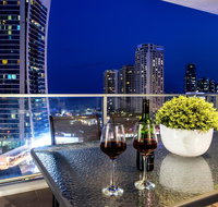 Circle on Cavil Holidays Gold Coast - Lismore Accommodation