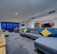 Circle on Cavill 37th Floor Ocean and River Views - Lismore Accommodation