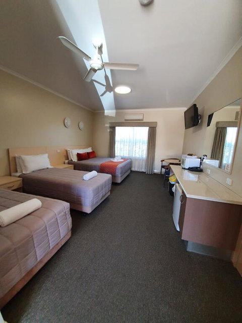 Club Motor Inn - Lismore Accommodation 1