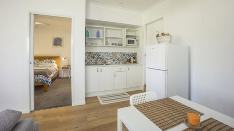 Clyde Studio 53, Mollymook - Lismore Accommodation 0