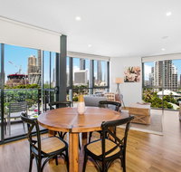 Coastal Apartment with Balcony Parking and Pool - Lismore Accommodation