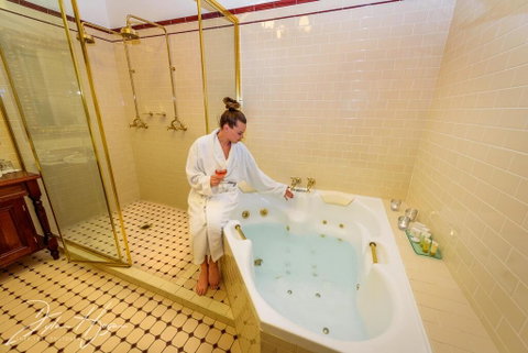 Cobb & Co Court Boutique Hotel - Lismore Accommodation 2