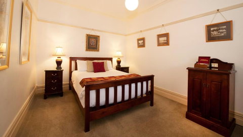 Cobb & Co Court Boutique Hotel - Lismore Accommodation 3