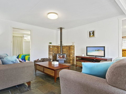 Coca Callala - 250m To The Beach - Lismore Accommodation 1