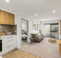 cool quiet modern secure walking distance to Perth and landmarks - Lismore Accommodation