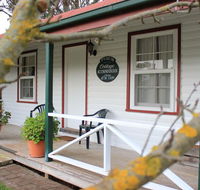 Coonawarra's Pyrus Cottage - Lismore Accommodation