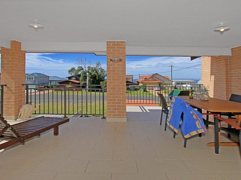 CShells On Quay - Perfect Location And Great Views - Lismore Accommodation 1