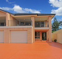 CShells On Quay - perfect location and great views - Lismore Accommodation