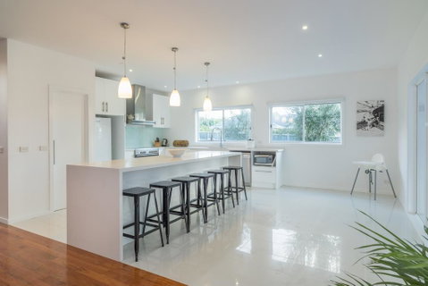 Currawong Close - Heated Pool, Home Theatre, WiFi, 4 Bdrm, Pool Table - Lismore Accommodation 2