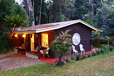 Curtis Cottage - Lismore Accommodation 0
