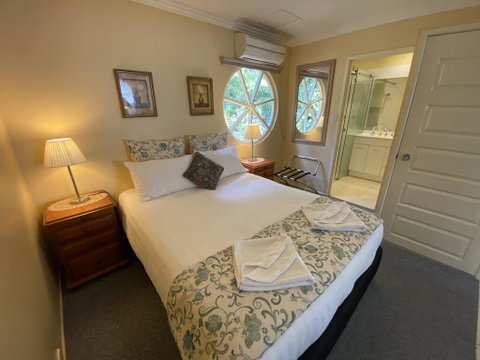 Curtis Cottage - Lismore Accommodation 1