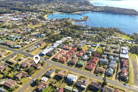 Deering 106, ULLADULLA - Lismore Accommodation 1
