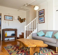 Delightful 3 Bedroom Apartment near Chapel Street in St Kilda - Lismore Accommodation