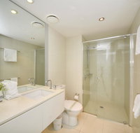 Deluxe Private Apartment in Surfers Paradise - Lismore Accommodation