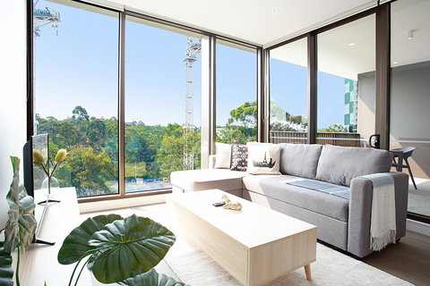 Designer Apartment With Balcony In Quiet Suburb - Lismore Accommodation 0