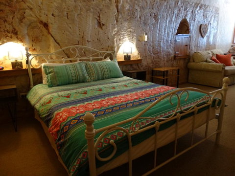 Dinky Di's Dugout - Lismore Accommodation 3