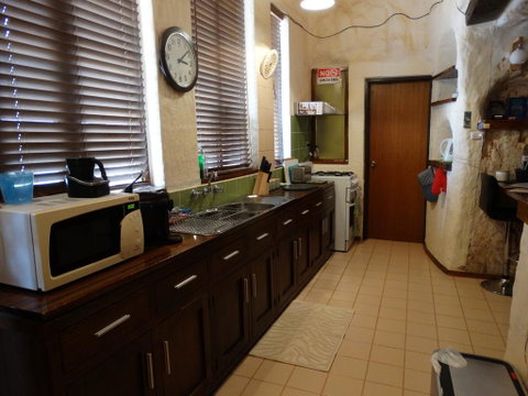 Dinky Di's Dugout - Lismore Accommodation 1