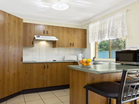 Dolphin Cottage - In The Heart Of Callala Beach - Lismore Accommodation 3