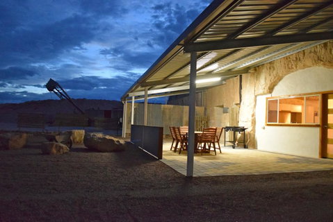 Dug Out B&B Apartments - Lismore Accommodation 0