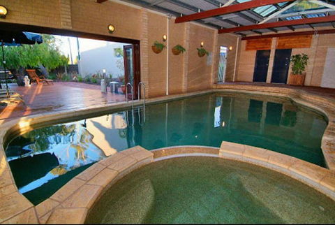 Dunsborough Deluxe Retreat - Lismore Accommodation 1