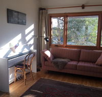 Eco-renovated light-filled house on a hill - Lismore Accommodation